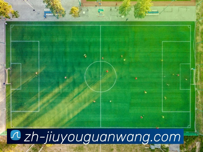 今天体育新闻皇马与狼堡精彩对决集锦回顾见证足球魅力与激情碰撞的瞬间